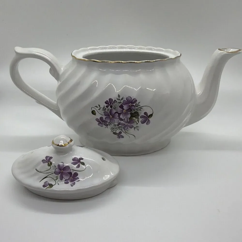 Arthur Wood & Son - 6432 - Violets Small Teapot - England